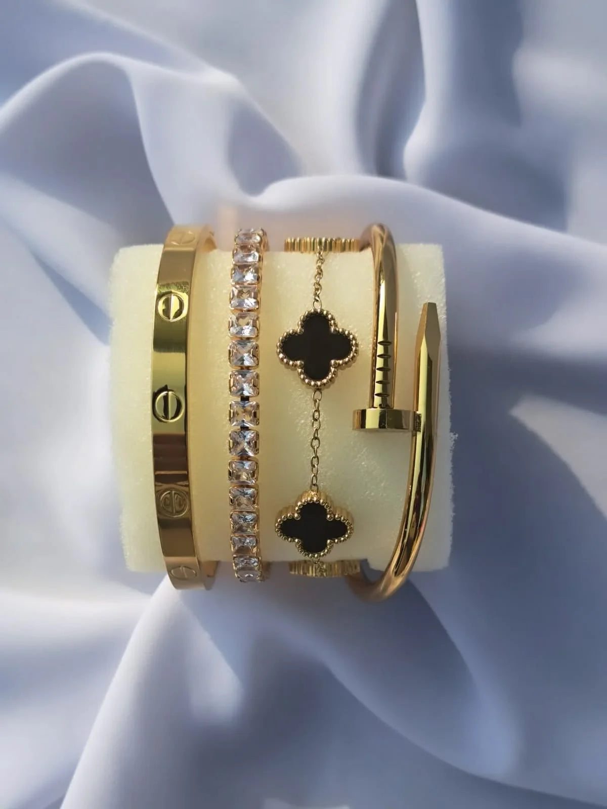 DREAMY 4-PIECE JEWELLERY SET